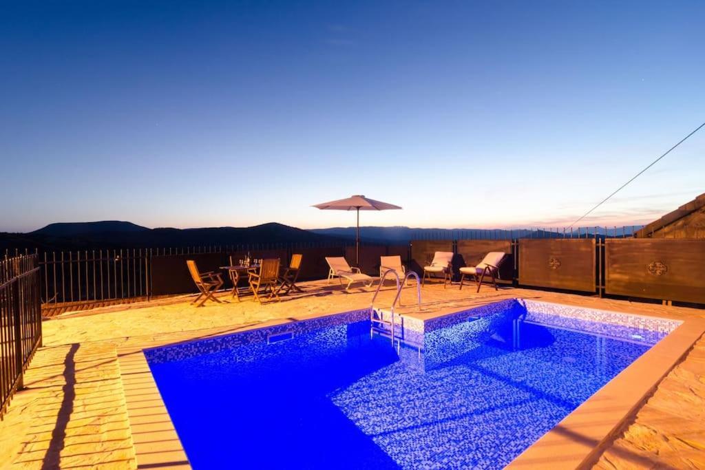 Private Pool Villa - Meditteranean Peace Слано Екстер'єр фото
